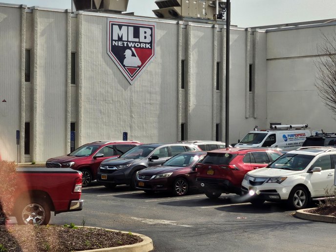 MLB 네트워크 뉴저지 시코커스 사옥 외관