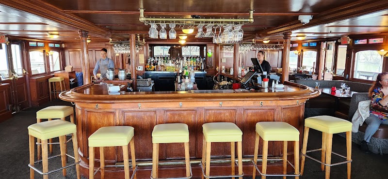 The Pilothouse Restaurant at the Delta King