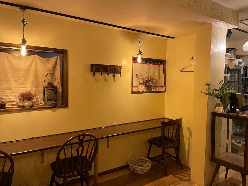 Bistro Anon