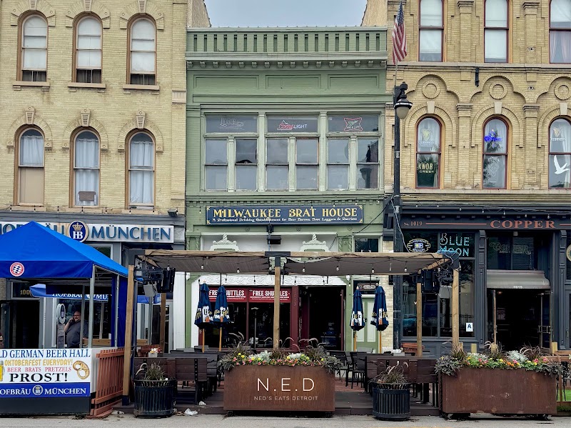 Milwaukee Brat House