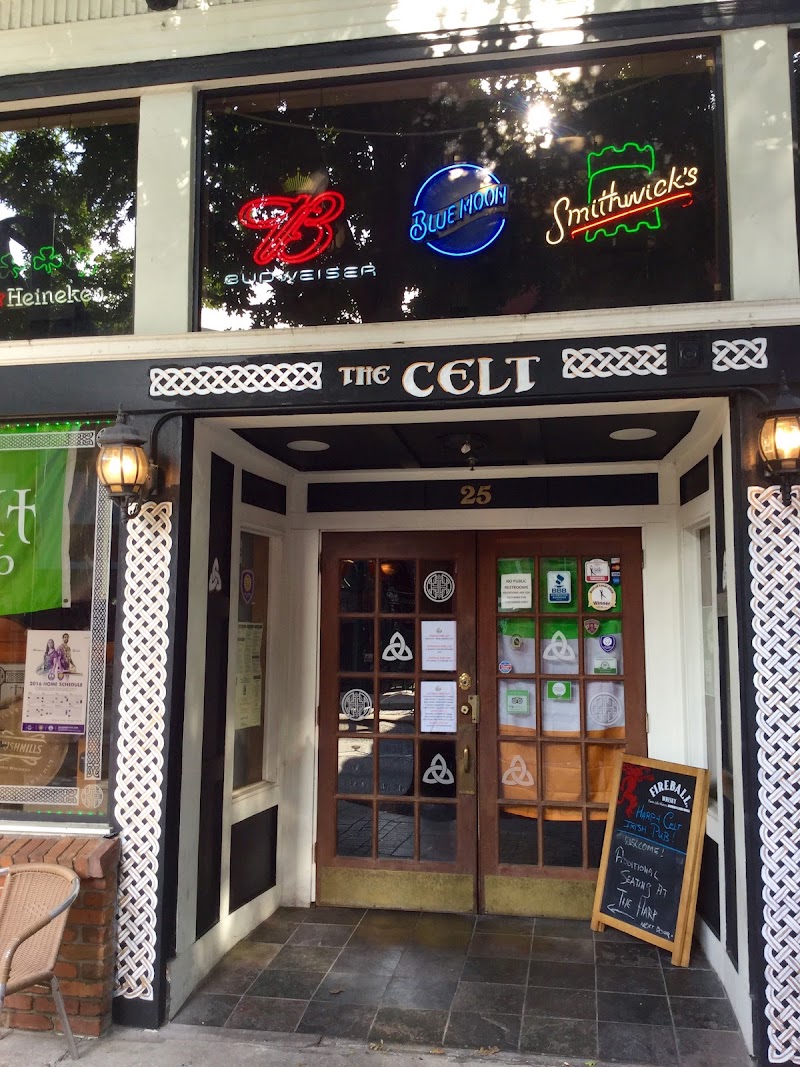 Harp & Celt Irish Pub