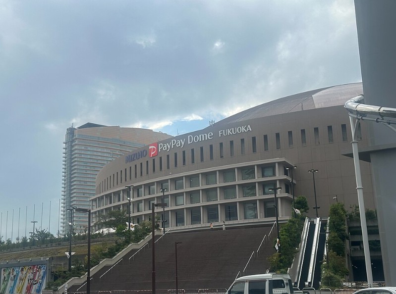 '미즈호PayPay돔 후쿠오카' 새 명칭이 붙은 구장 외관