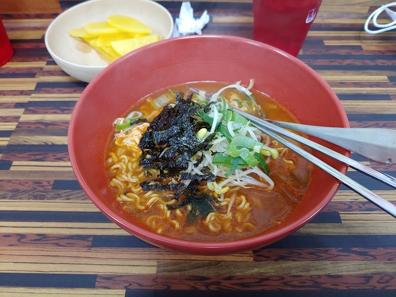 틈새라면 울산대점