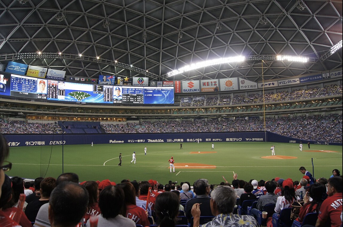 Sold-out crowd inside Vantelin Dome Nagoya during a Chunichi Dragons game