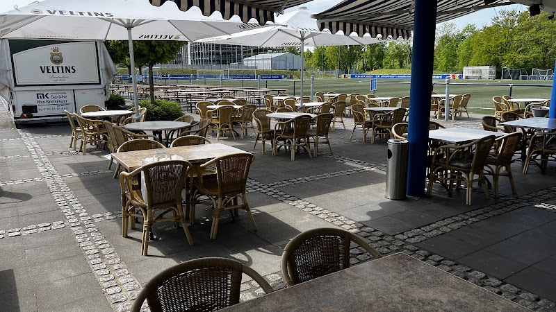 Charly's Schalker | Sportsbar • Restaurant • Biergarten